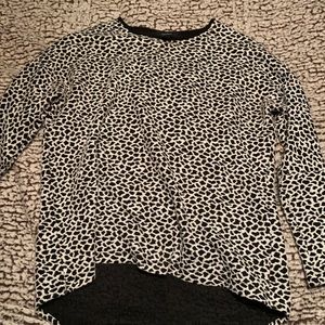 Forever 21 Women’s Polka Dot Sweater Black and White Size Small